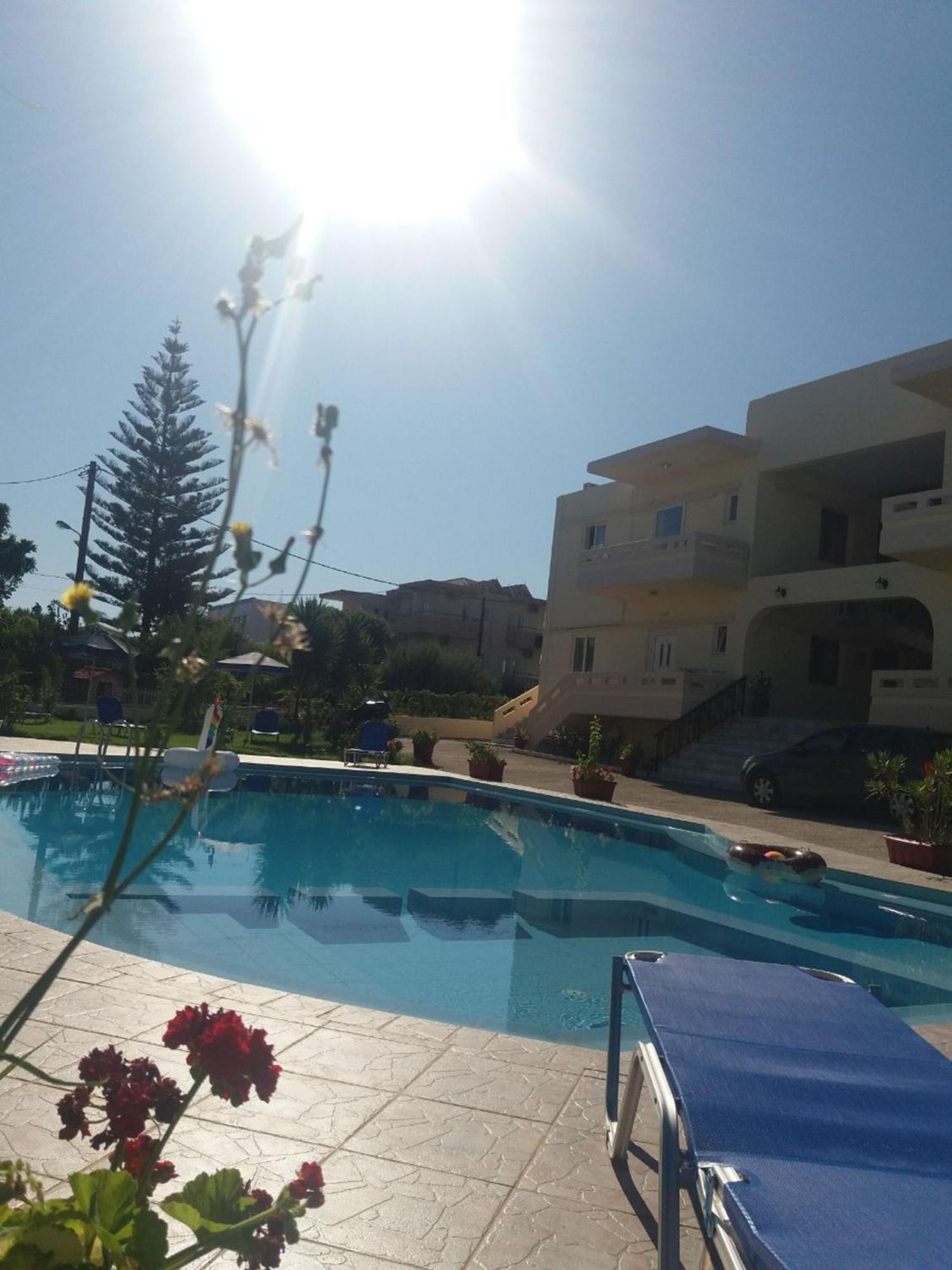 Litinas Apartments With Pool Agia Marina Eksteriør bilde