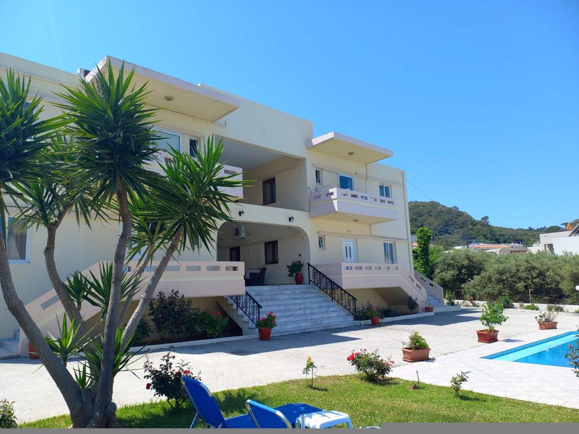 Litinas Apartments With Pool Agia Marina Eksteriør bilde
