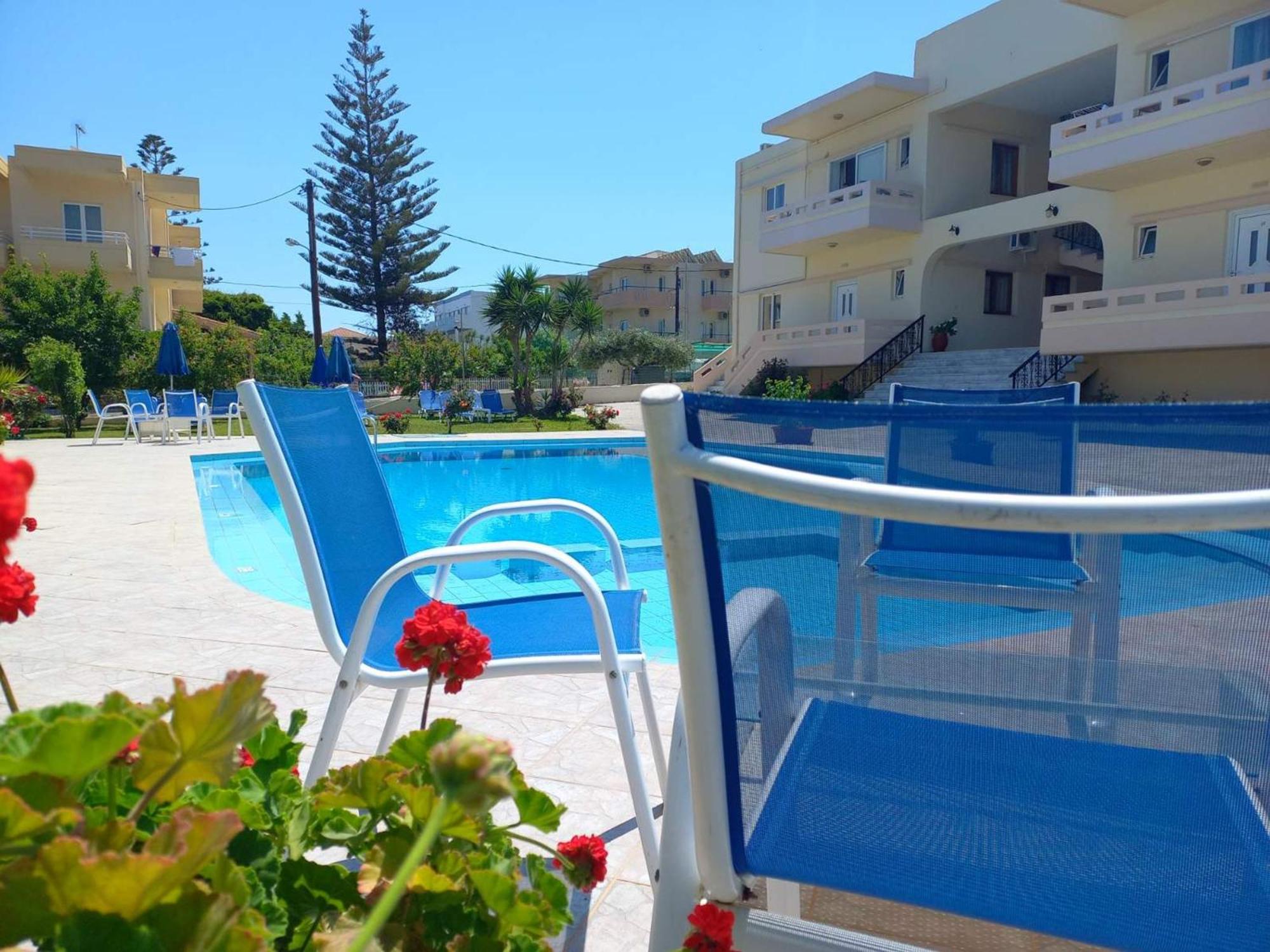 Litinas Apartments With Pool Agia Marina Eksteriør bilde